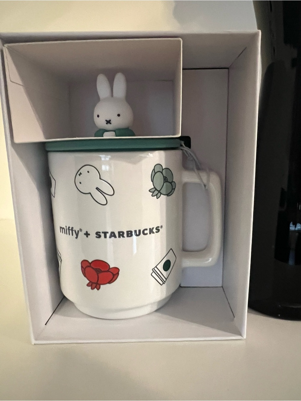 miffy + STARBUCKS Collaboration Box with Mug and Topper — White, Yellow, Pink